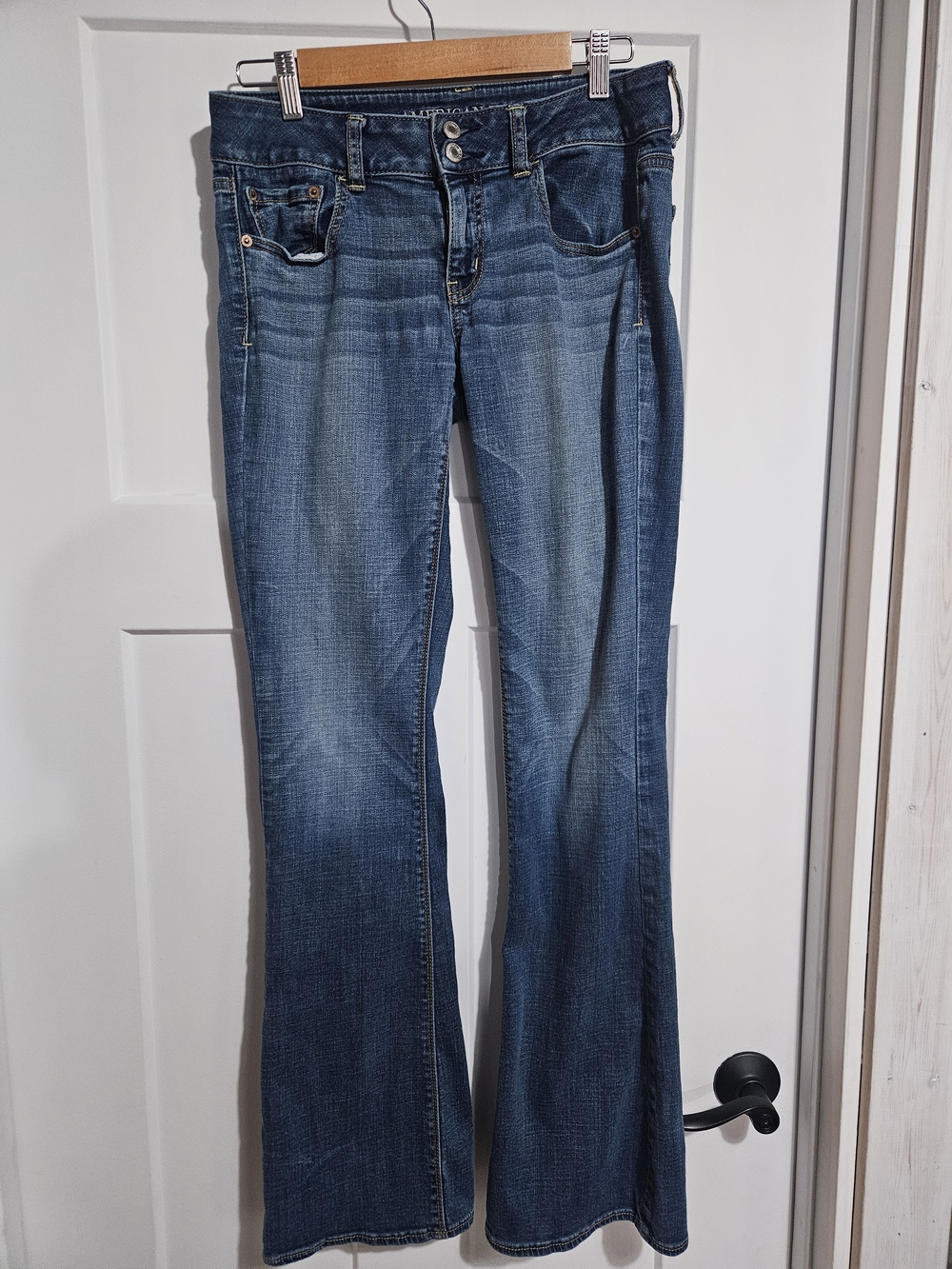 Y2K American Eagle Outfitters Women's Medium Blue Flared Jeans